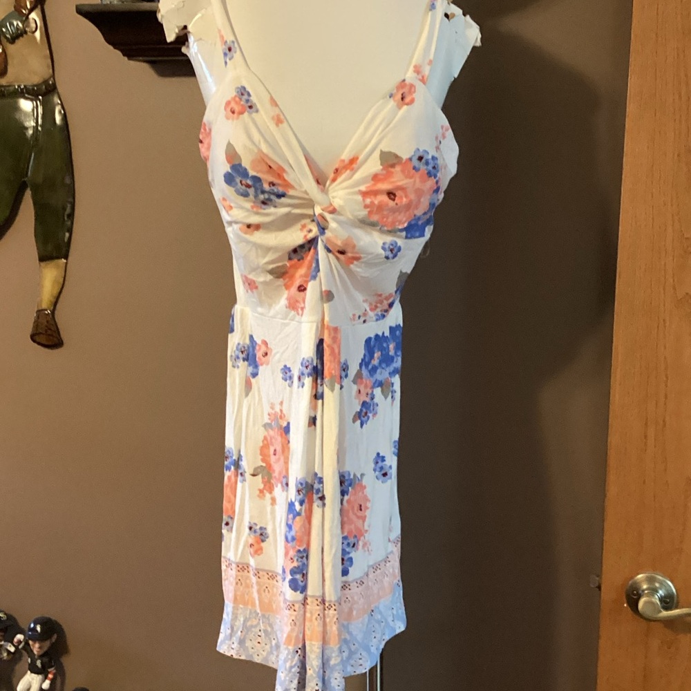 Derek Heart Floral summer Dress with Knot Detai sleeveless with bra cups